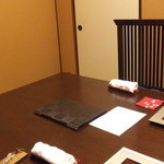 箱根　弓庵 - 地下の食事処（部屋ごとに個室です。）