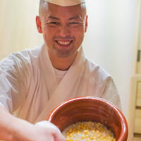 御成門はる - とうもろこしご飯