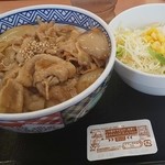 吉野家 - 豚丼（並）、サラダ、胡麻ドレッシング