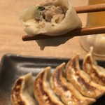 肉汁餃子のダンダダン - 餃子