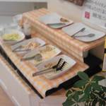 ベリーズ - 軽食コーナー