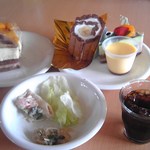 ベリーズ - 甘いものは別腹？