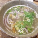 らいおん食堂 - 東南アジアプレートのスープ