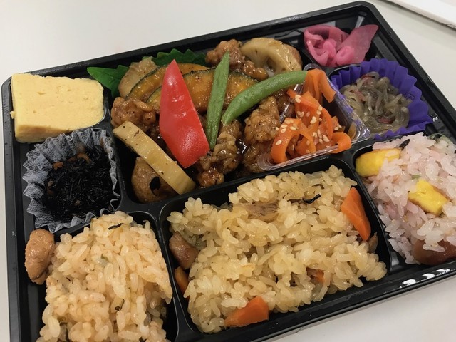 おこわ米八 藤崎仙台店 青葉通一番町 弁当 食べログ
