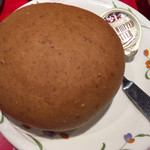 ハングリータイガー 横浜モアーズ店 - セットのパン アップ