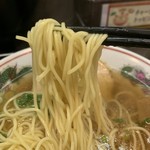 金久右衛門 - 細麺〜(*•̀．ᴗ•́*)و ̑̑リフトあっぷ