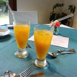 ヴィオレット・ステラ - （2019年7月）
                                ひめのつきジュース&ひめのつきスパークリング（ノンアル）で乾杯♪
                                私はスパークリングを♡爽やかでした！