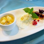 ヴィオレット・ステラ - （2019年7月）
      デザート