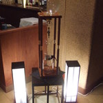 箱根　弓庵 - ロビーには水だしコーヒーの設備も置かれていました。