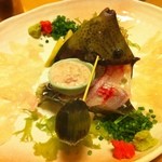 中洲鷹勝 - カワハギの造り♪ビクビク動いてます(^^ゞ