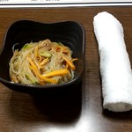 ニュー加賀屋 - お通し：330円