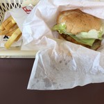 ケンタッキーフライドチキン - 料理写真:フィレサンド