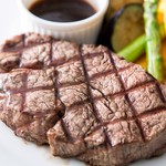 Fire-grilled tenderloin Steak with colorful vegetables