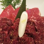 Nikuno Utage Taiheimon - USカルビハラミランチの肉