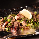 Okonomiyaki Imari - あごすじと下足の塩焼き