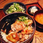 心や - とり丼