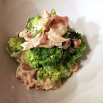 金町製麺 - ブロッコリーの酒盗ツナマヨ和え