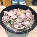 タンメンしゃきしゃき - 肉増しにより肉が大量