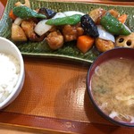 Nanaya - 彩り野菜と真鱈の黒酢あん定食