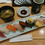 Sushi Misakimaru - １０貫盛￥920＋税