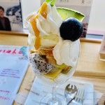Cafe moritani - ヨーグルトパフェ700円