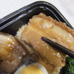 廣東飯店 - 豚肉の角煮のアップ　【　２０１２年１月　】