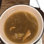 自然派中華 クイジン - フカヒレスープは1人前ずつ分けてくれたよ♪