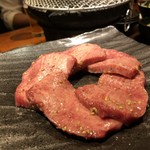 炭火焼ホルモン ぐう はなれ - 