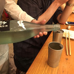 浪花ろばた 頂鯛 - 2杯目、トクトクとく〜〜( ◠‿◠ )