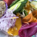 カフェアンドショップ ロータスランド - 2019/08/07
      モーニングＡセット 380円
      ・ゆで卵、餡子、有機コーヒー
      おまかせセット 550円
      ・トマたま天津飯
      ・玉ねぎシューマイ
      ・フレッシュサラダ
      ・スイカ