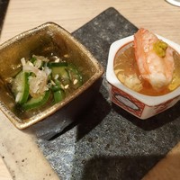 すぎ乃 麻布十番 - もずくとキュウリとミョウガの酢の物、カニのゼリー寄せ。