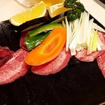 焼肉 輝 - 上タン(撮影前に焼いてしまった(^^;)