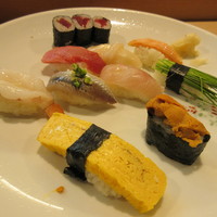 豊鮨 - ぼたんにぎり