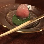 懐石 辻留 - 水牡丹(葛菓子)