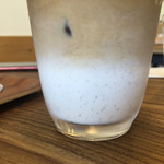 ハードバップコーヒー - つぶつぶは何かな？