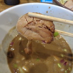 煮干し中華そば 一剣 - そのままでも美味しいが、汁に浸すとなお旨い！