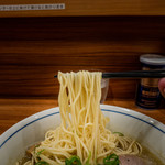 中華そば 西川 - 麺