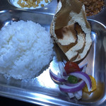 日本一小さなインド家庭料理 ドーン食堂 印度山 - 