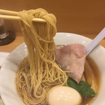 なにわ 麺次郎 - 地鶏醤油らーめん950円