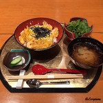 日本料理介寿荘 - ぷりぷり海老の卵とじ丼