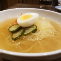 焼肉家 KAZU 別邸 - 盛岡冷麺　980円