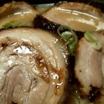 ラーメン工房　はっぴ - チャーシューup