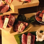 Dokusen sumibiyaki niku hitorijime - 肉の階段