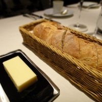 レストラン リューズ - パン