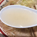 中華そば専門 田中そば店 - 透き通ったスープ