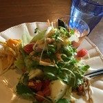 古民家 そらＣａｆｅ - ハンバーグランチのサラダ