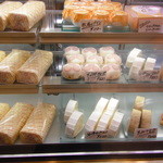 ル・パティシエ ヨコヤマ - ショーケース①