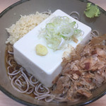 名代 箱根そば - 豆腐一丁そば(470円)