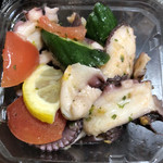 柿安ダイニング - タコサラダ