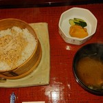 うかい鳥山 - わっぱ飯、味噌汁、香の物